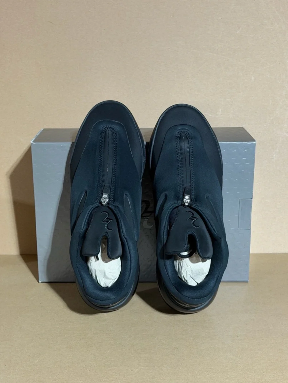 Converse SHAI 001 Charm Black A18977C Size 11 DS SGA Sneakers - Picture 5 of 10